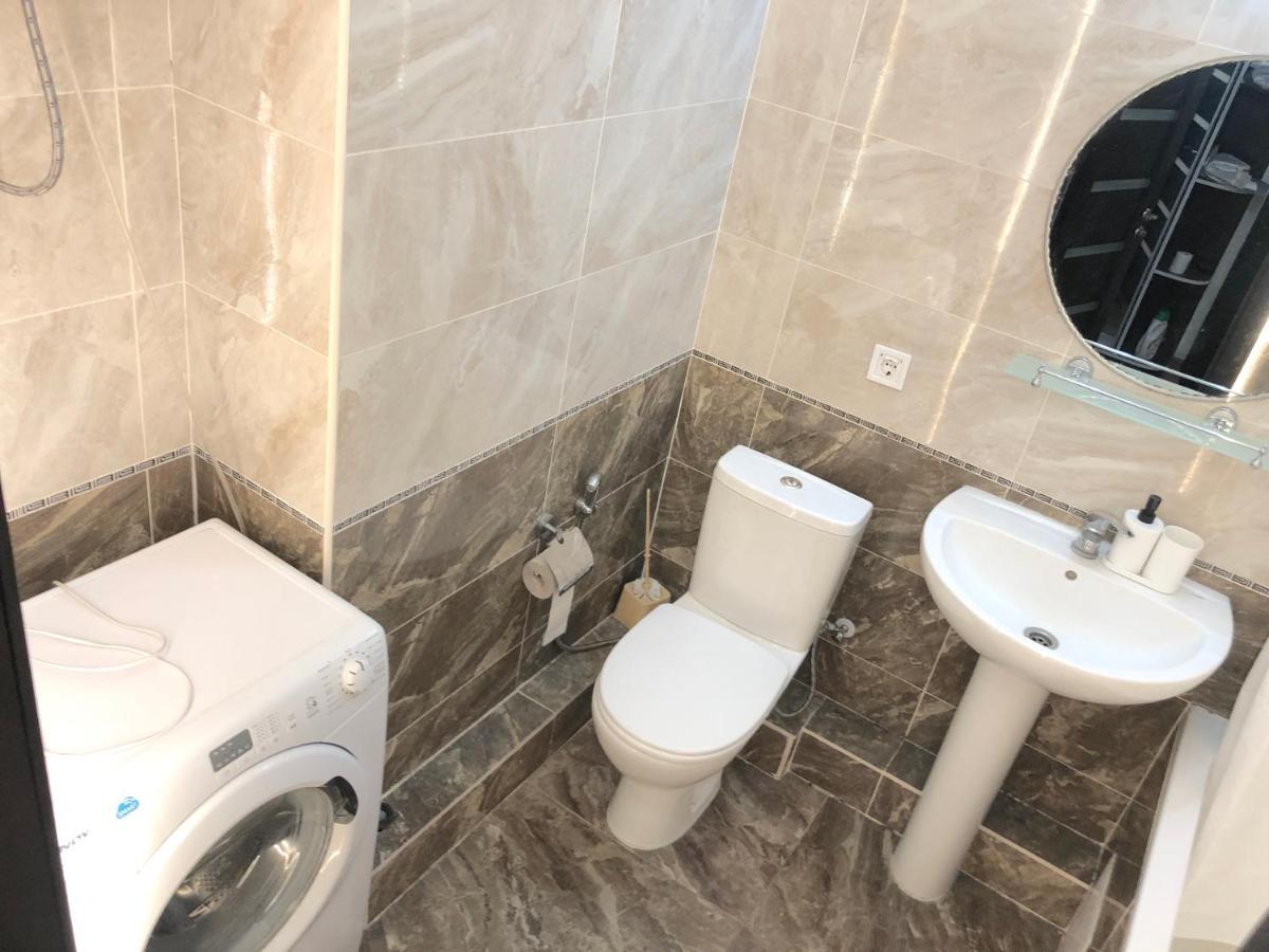 Жд Вокзал Пр Победы 67-В Метро Нивки Парк Шулявка Apartamento Kiev Exterior foto